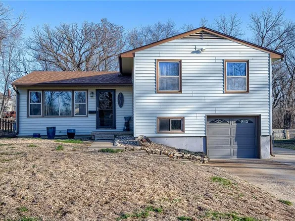 4518 NE 56th St, Kansas City, MO 64119