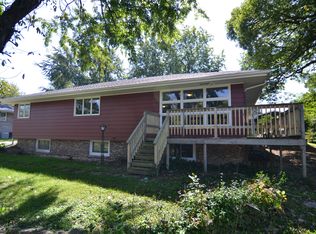 204 Wildwood Ln, Joliet, IL 60433