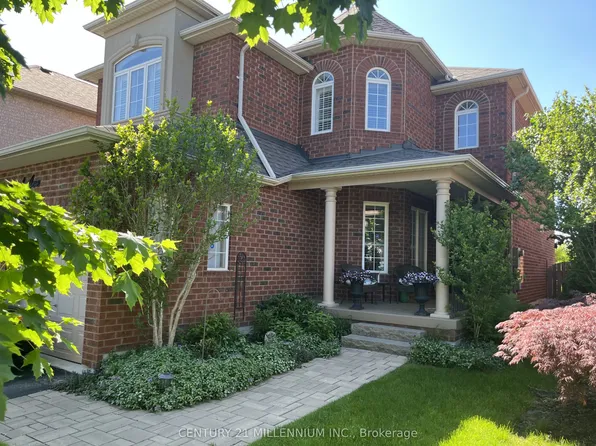 6 Collingwood Ave, Brampton, ON L7A 2E5