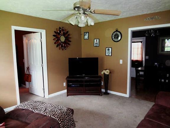 5th image of 119 Tanner Cir