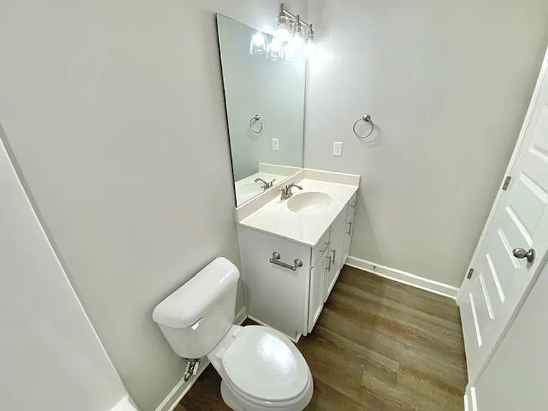 305 Azalea Dr — Photo 14