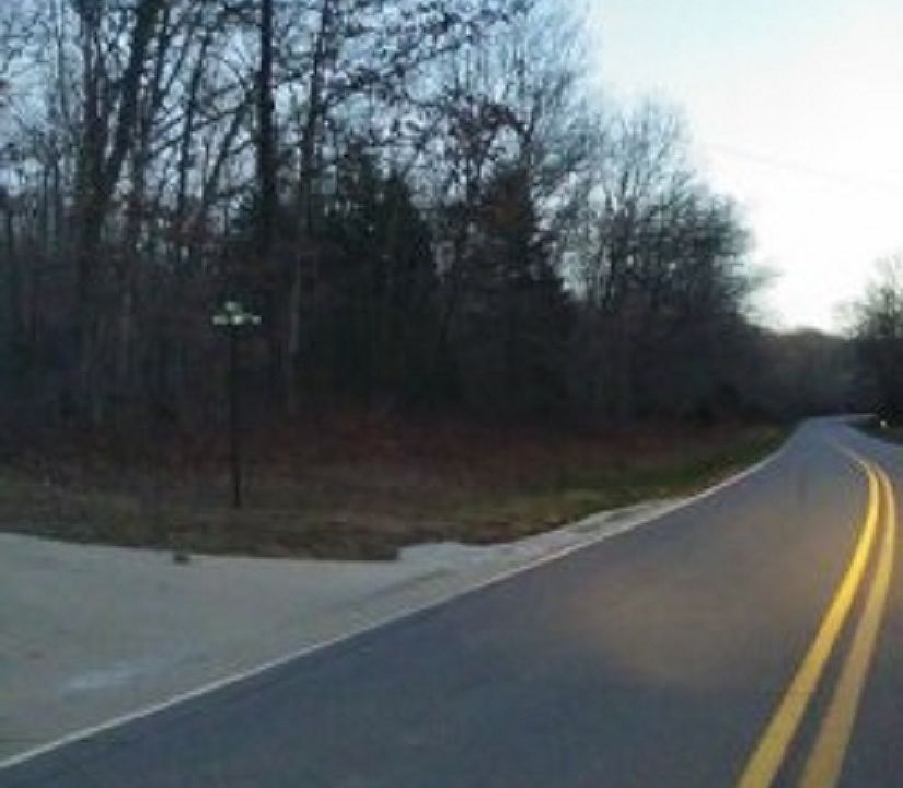 2nd image of 13 Deer Run Dr