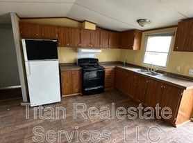 1835 S Lake Arthur Ave