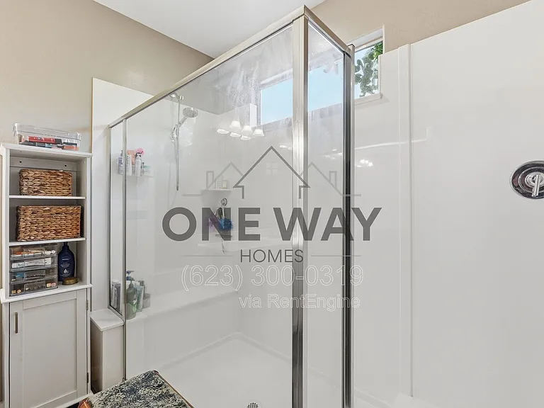 30558 W Clarendon Ave — Photo 34