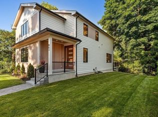 863 Main St, Reading, MA 01867