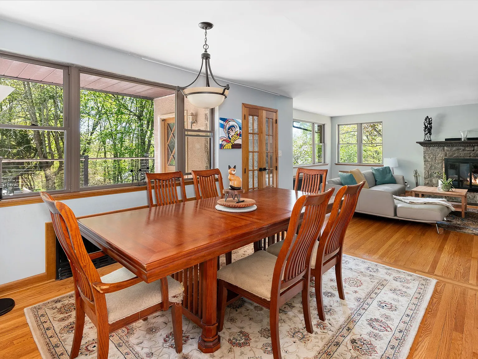 4 bed, 3.5 bath, 3568 sqft, $5,900 — Photo 3