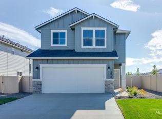 2032 S Saltbrush Way, Meridian, ID 83642