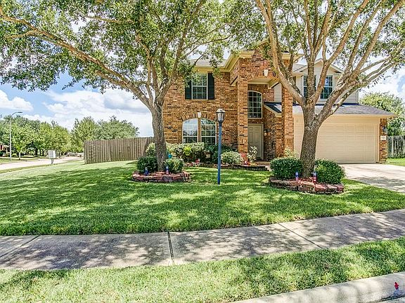 3rd image of 4810 Waterside Village Ct