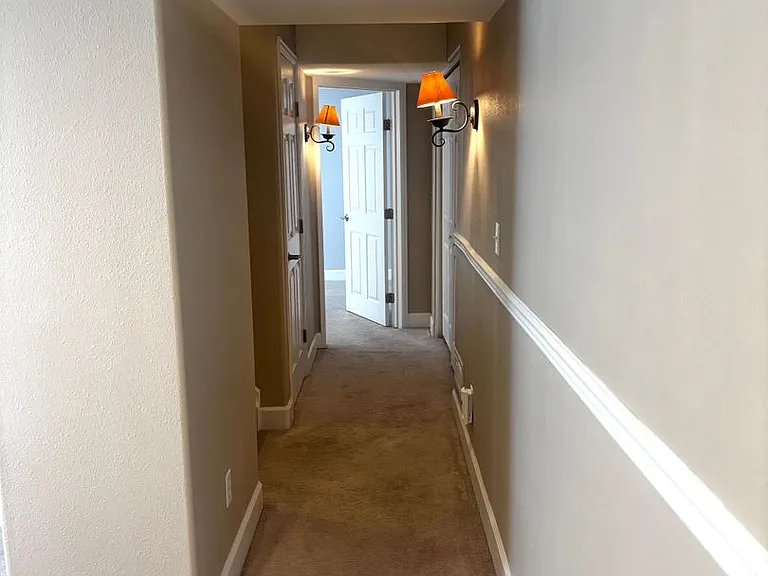 10318 Ravenswood Ln — Photo 24