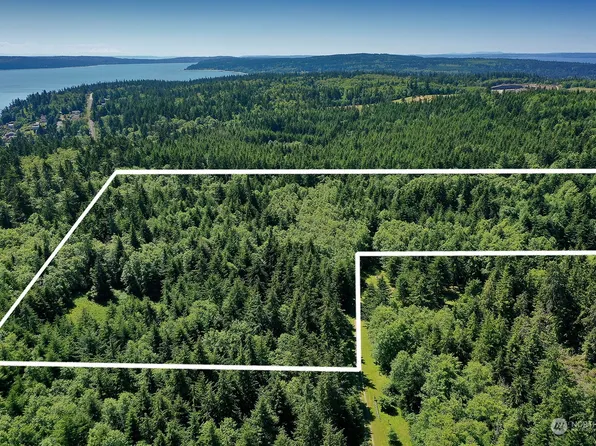 2086 Birdwood Lane, Coupeville, WA 98239