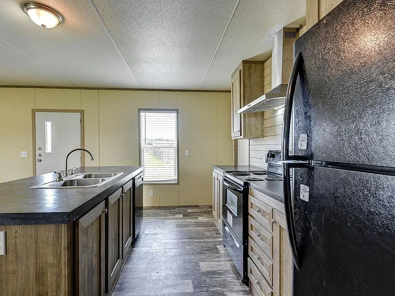 2245 Ben Blvd — Photo 15