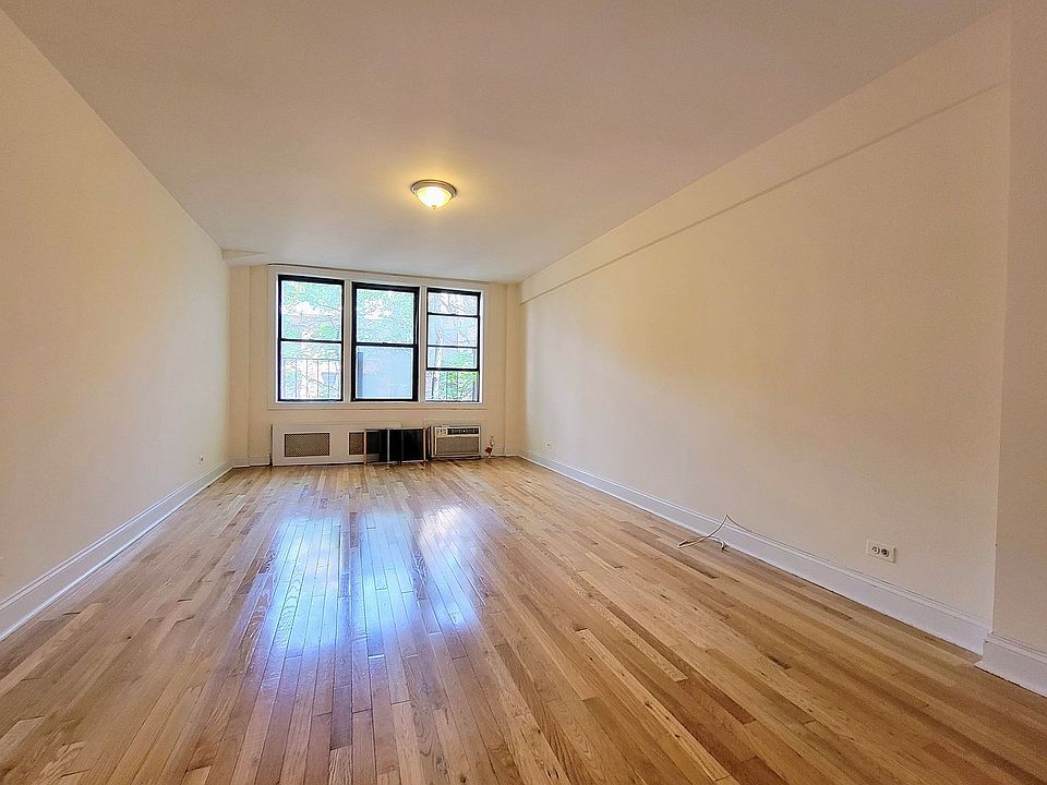 1st image of 205 W 13th St #5Y
