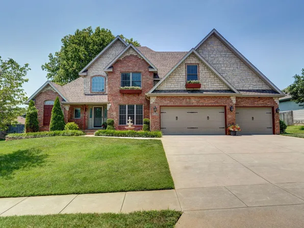 667 S Magnolia Avenue, Republic, MO 65738