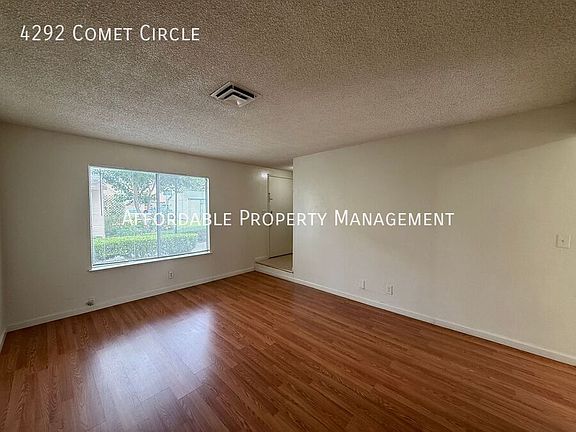 4th image of 4292 Comet Cir