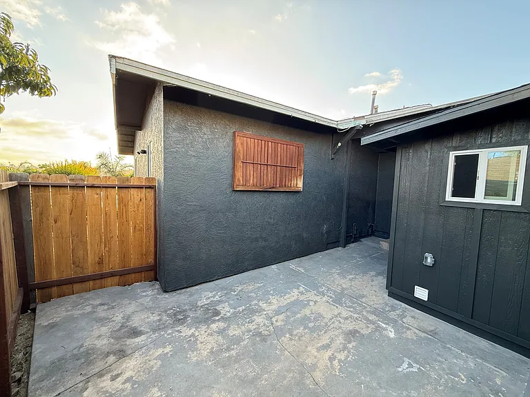 9048 Rosedale Dr #A — Photo 11