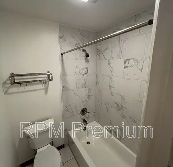13936 Cayuga Dr — Photo 36