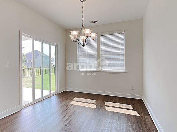 4th image of 237 Lake Vista Dr