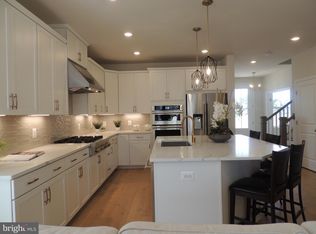 9555 Jefferson St, Manassas, VA 20110