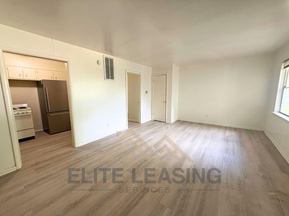 1175 SW Woodhull St APT 10