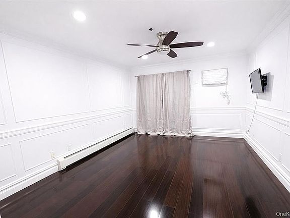 4th image of 14116 84th Dr APT 3D