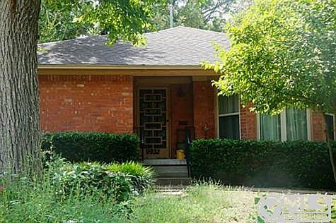 2nd image of 9932 Lakedale Dr