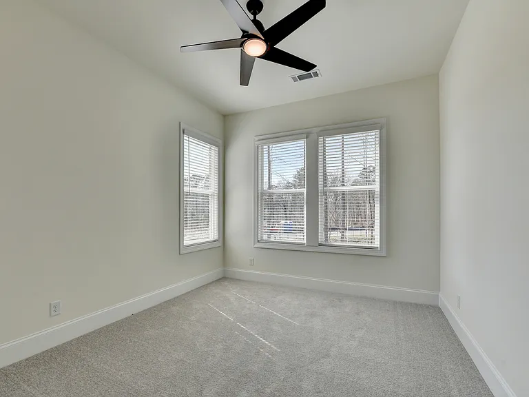 2405 Colliers Ln — Photo 13
