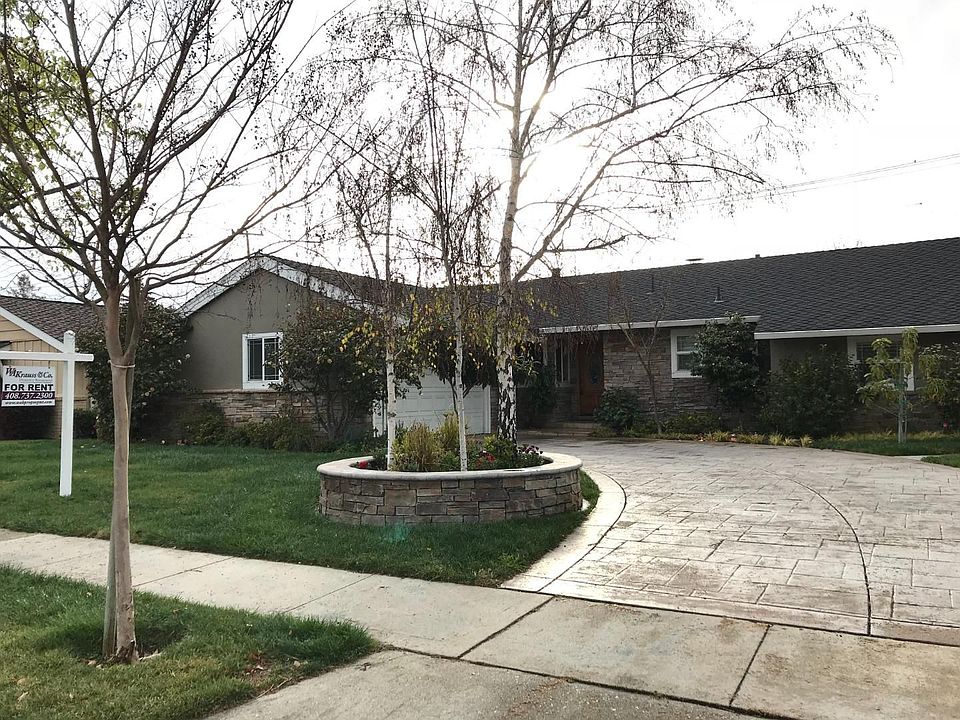 1st image of 1543 Phantom Ave