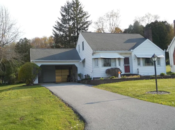 1717 Meadow St, Brockway, PA 15824