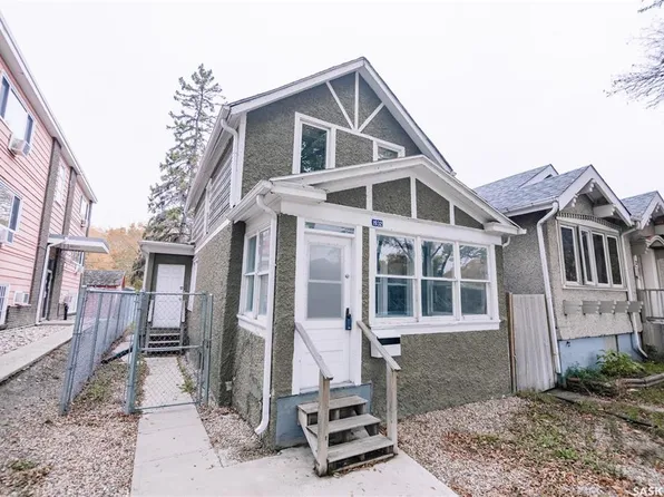 1932 Quebec STREET, Regina, SK S4P 1J7