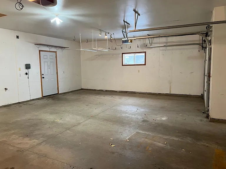 239 Sundance Rd — Photo 22