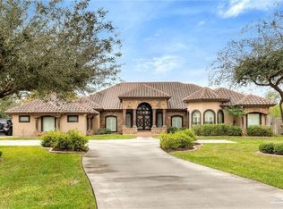 1804 El Mileno Dr, Palmhurst, TX 78573