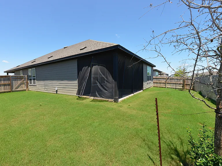141 Winding Windmill — Photo 20