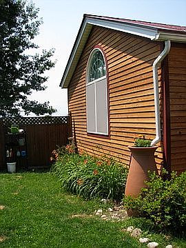 Exterior Master Bedroom Suit