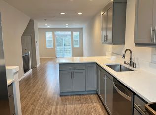 21313 48th Ave W #C2, Mountlake Terrace, WA 98043