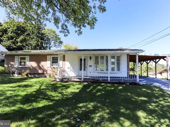 109 Pleasant View Ter, New Cumberland, PA 17070