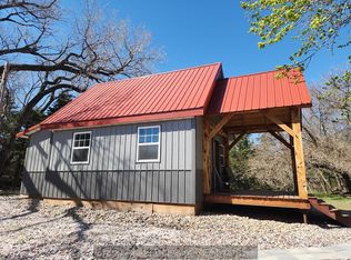 104 W Deer Rd, Phillips, NE 68865