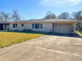 7813 Burgess Rd, Hitchcock, TX 77563