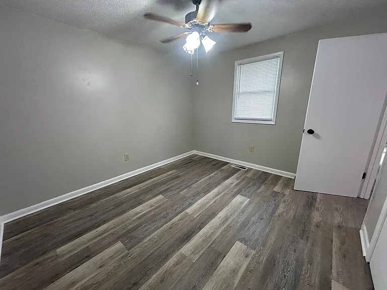 122 W North St #5 — Photo 14