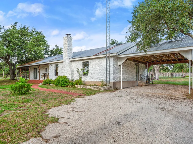 10518 Signal Hill Rd — Photo 24