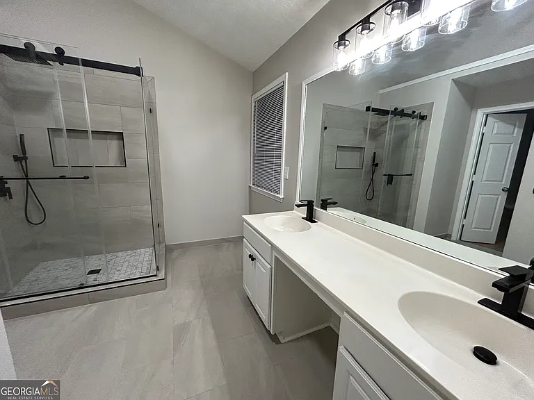 2715 White Blossom Ln — Photo 6