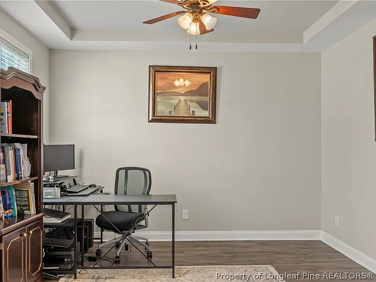 221 Fountain Grove Dr — Photo 5