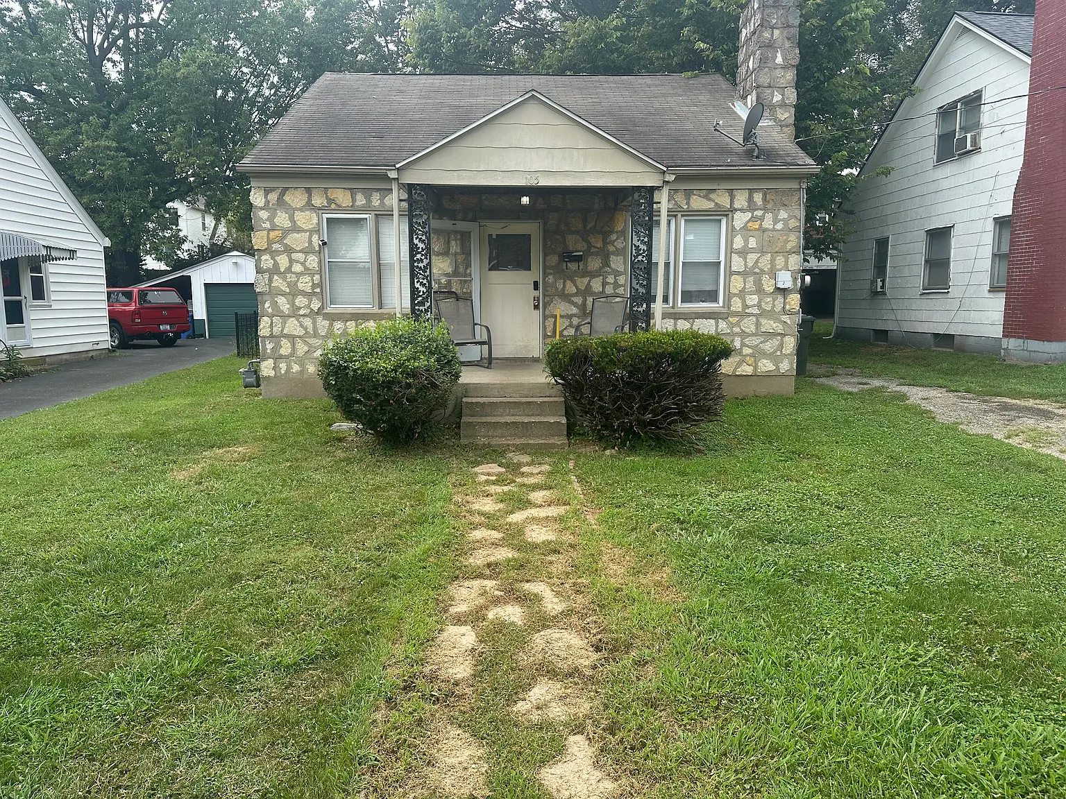 4 bed, 1274 sqft, $1,675 — Photo 1