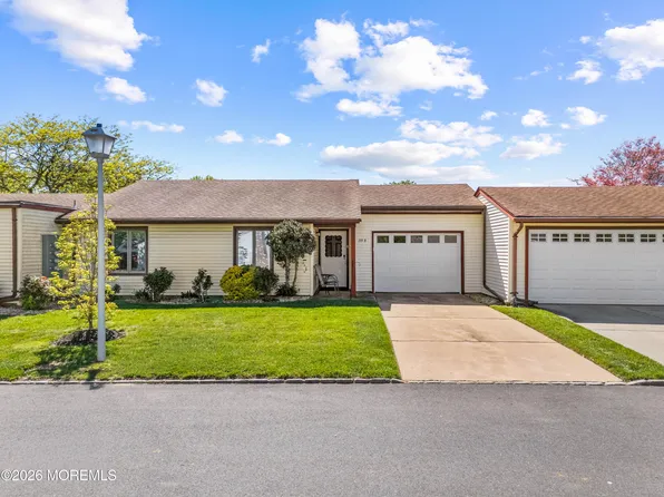 133 Balsam Plaza #B, Monroe, NJ 08831