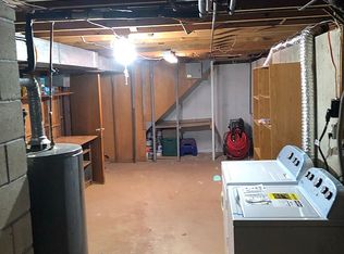 29 Leading St, Johnston, RI 02919