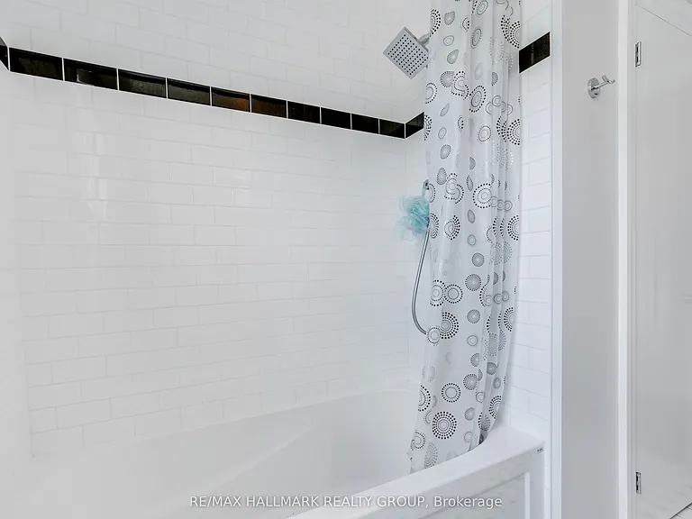310 Byron Ave #3 — Photo 20
