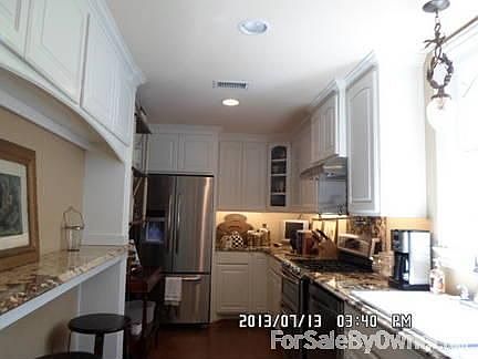 4th image of 15 Dudley Sq