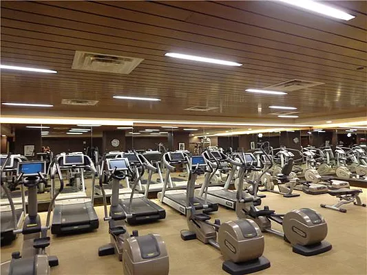 Rented by BARNES New York | media 15