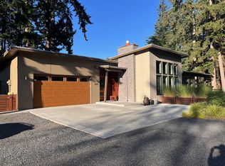 1124 Newton St, Bellingham, WA 98229