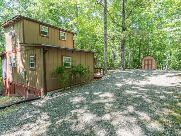 227 Kanati Trl, Murphy, NC 28906