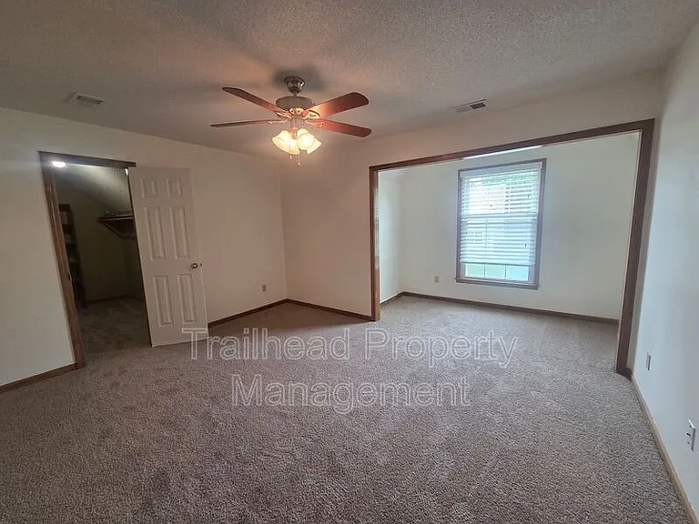 14002 Goodman St — Photo 29